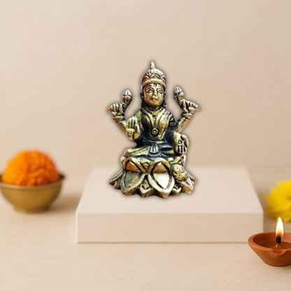 Brass Goddess Lakshmi Idol – Maa Laxmi Murti for Pooja, Wealth & Prosperity