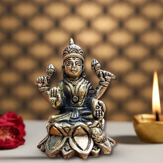 Brass Goddess Lakshmi Idol – Maa Laxmi Murti for Pooja, Wealth & Prosperity
